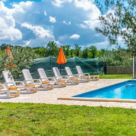 Roza By Kompas * Vošteni