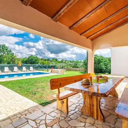 Roza By Kompas * Vošteni