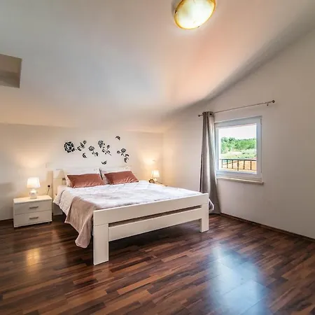 Roza By Kompas Villa *