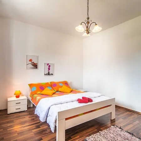 Roza By Kompas * Vošteni