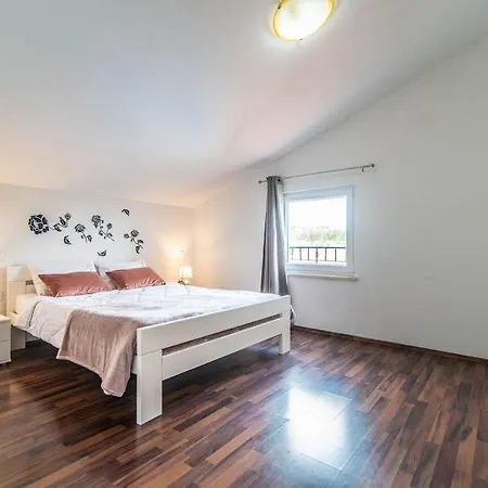 Roza By Kompas Villa *