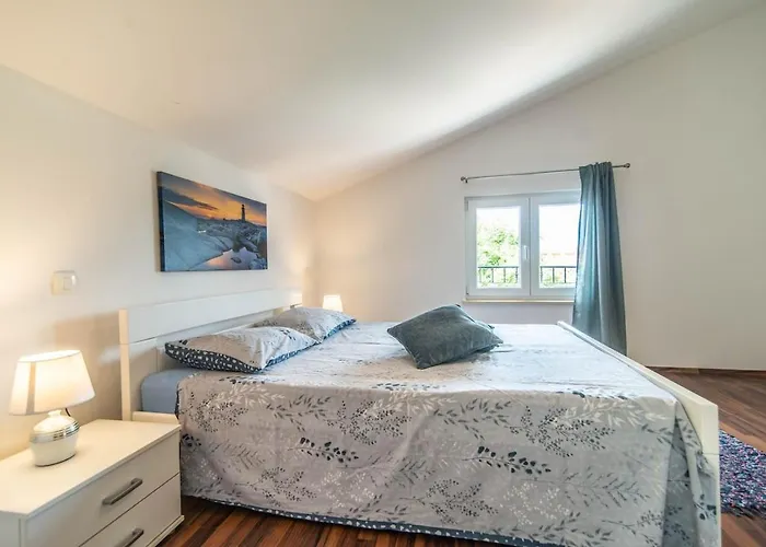 Roza By Kompas Vila Vosteni