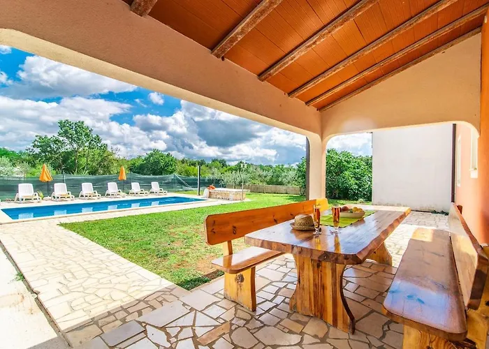 Roza By Kompas * Vosteni