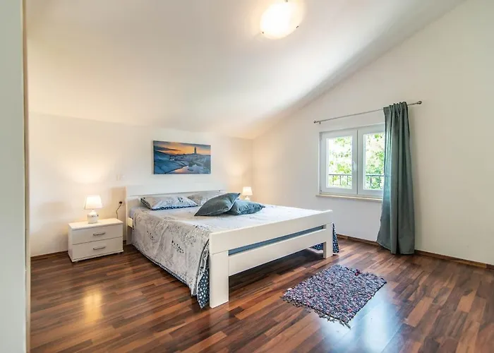 Roza By Kompas * Vosteni