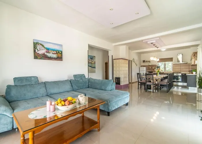 Roza By Kompas * Vosteni