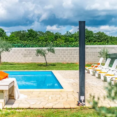 Roza By Kompas Villa Vosteni